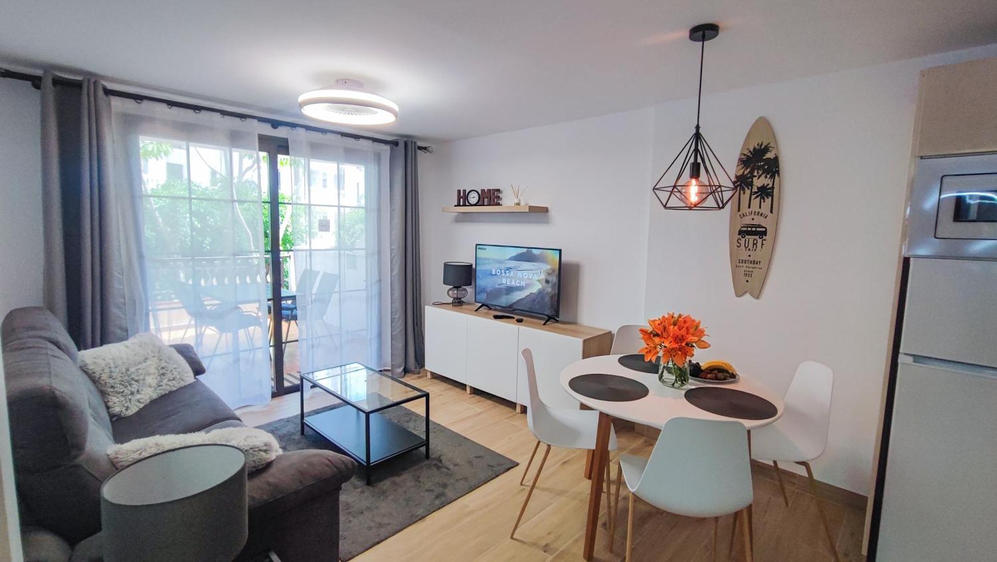 Diamantes - Relaxing Tenerife Getaway - Heated Pool - Los Cristianos ลอส กริสเตียนอส ภายนอก รูปภาพ